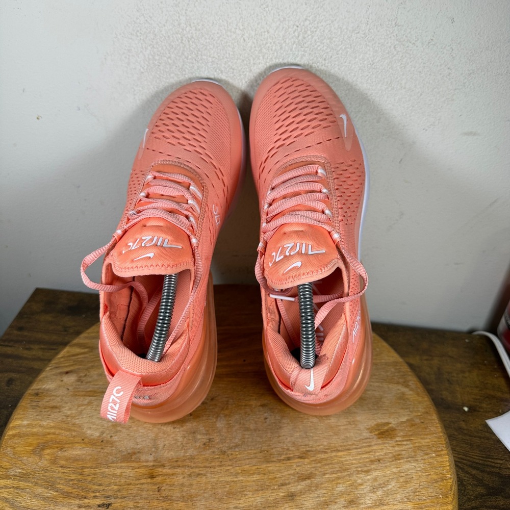 Nike Air Max 270 Womens Peach Coral Sneakers DJ2746-600 Mens 9 Womens 10.5 - Picture 5 of 8